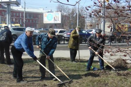 Алтайский край. Коммунисты города Барнаула провели Ленинский субботник