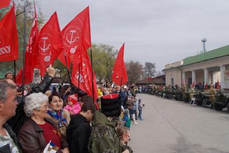 Коммунисты Республики Крым отметили 72-ю годовщину со дня освобождения городов Армянска, Феодосии, Керчи и Красноперекопска