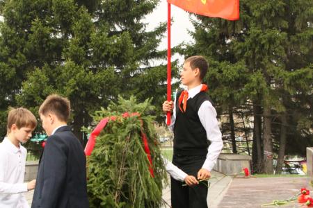 Омск: Митинг как этап воспитания