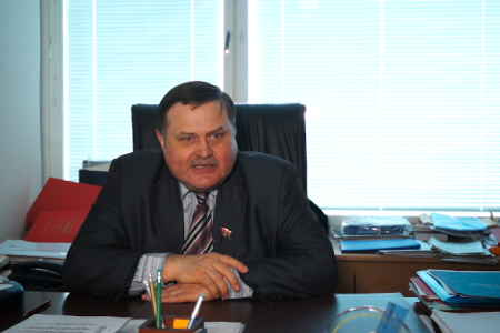 Вадим Соловьёв: "Нацгвардия создаётся под сентябрьские выборы". Видео KPRF.TV