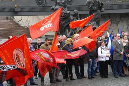 Дорогами Победы. В Ленинградской области состоялся праздничный автопробег в преддверии 9 Мая