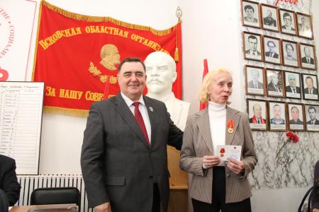 Впереди новые высоты. Cостоялся совместный Пленум Псковского обкома и КРК КПРФ