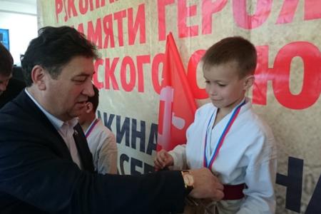 Ставропольский край. Коммунисты провели детский борцовский турнир в честь Героя Советского Союза И.А. Щипакина