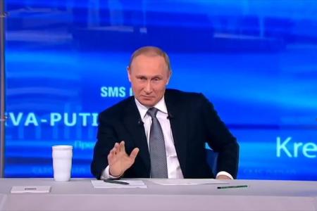 ​С.П.Обухов о "прямой линии" Путина: Президент в шпагате - и патриотам угождал, и либералам-западникам