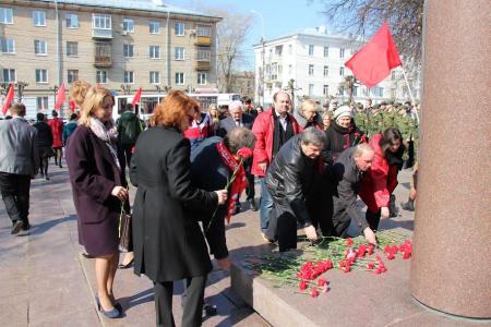 Коммунисты и жители Рязани отметили День космонавтики