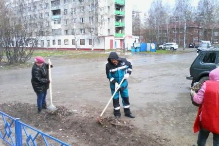 Тюменская область. Тобольские коммунисты провели ленинский субботник