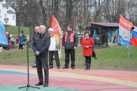 Псковский обком КПРФ поддержал соревнования по ориентированию