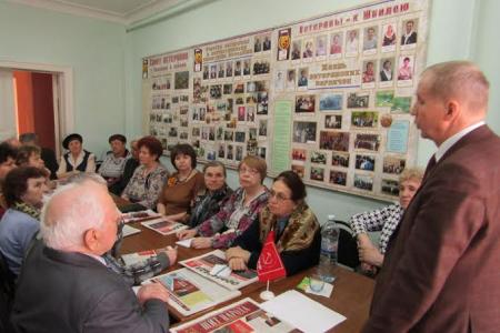 Первый секретарь Ивановского обкома КПРФ Владимир Клёнов провел прием избирателей в Кинешме