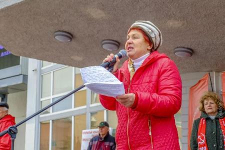 Красноярский край. В Зеленогорске прошел митинг против реорганизации лечебных учреждений города