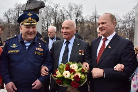 Г.А. Зюганов: Освоение Космоса СССР свидетельствует о мощи великой советской эпохи, которой мы все обязаны гордиться
