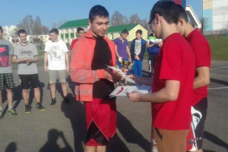 В Белгородской области состоялся турнир по баскетболу на «Кубок Комсомола», посвященный Дню космонавтики