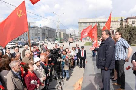 Новосибирские коммунисты отпраздновали 146-летие Владимира Ильича Ленина