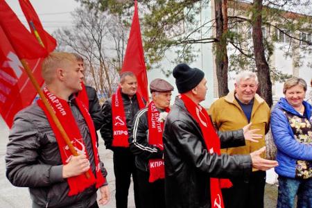 Приморский край. В день рождения В.И. Ленина в городе Артёме состоялся автопробег и прошёл торжественный приём в октябрята