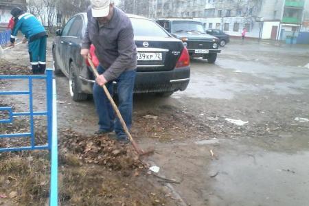 Тюменская область. Тобольские коммунисты провели ленинский субботник