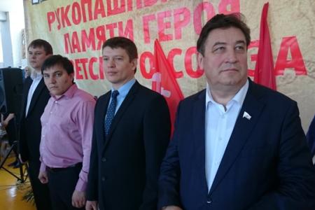 Ставропольский край. Коммунисты провели детский борцовский турнир в честь Героя Советского Союза И.А. Щипакина