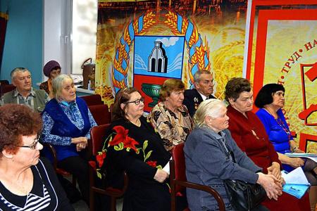 Алтайский край. Н.А. Останина посетила Залесовский район и приняла участие в краевой конференции организации "Дети войны"