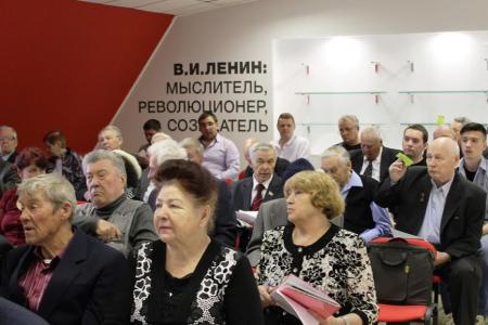 Дмитрий Новиков и Роман Кобызов открыли новую штаб-квартиру Амурского отделения КПРФ