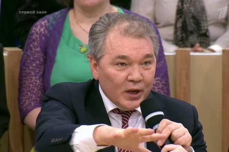 Депутат-коммунист Л.И.Калашников принял участие в программе Первого канала «Время покажет». Тема: Должен ли бизнес помогать людям?