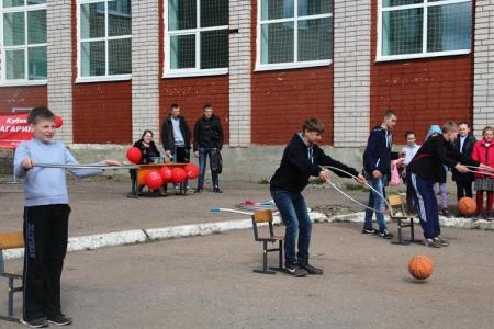 Новгородские коммунисты провели спортивно-просветительский праздник в Савино