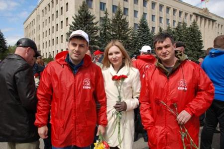 Ставропольские коммунисты возложили цветы к памятнику В.И. Ленину