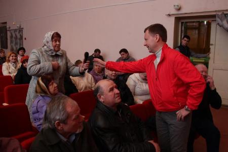 Денис Вороненков встретился с жителями села Чернуха Нижегородской области