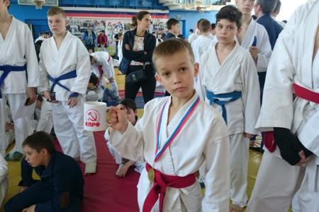 Ставропольский край. Коммунисты провели детский борцовский турнир в честь Героя Советского Союза И.А. Щипакина