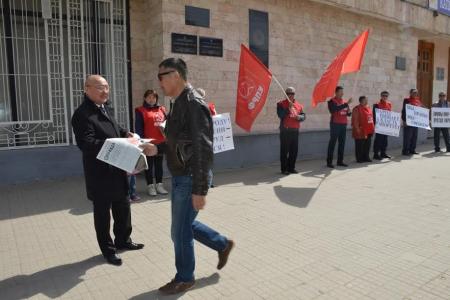 В столице Республики Калмыкия городе Элисте прошли праздничные мероприятия, посвященные Дню космонавтики
