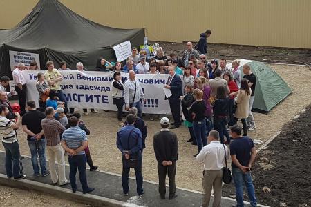 Депутат С.П.Обухов встретился с голодающими дольщиками ООО "Фаворит" в Краснодаре. Появились первые результаты борьбы