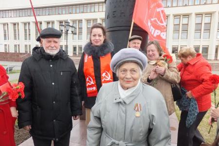 Калуга. Коммунисты отметили 146-ю годовщину со дня рождения В.И. Ленина