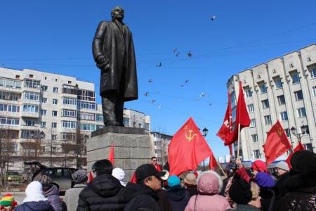 Магаданские коммунисты отметили 146-ю годовщину со дня рождения В.И. Ленина
