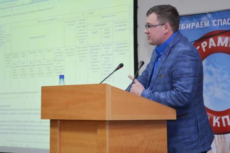 Д.Г. Новиков завершил поездку в Санкт-Петербург