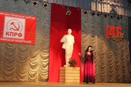 Республика Крым. В Симферополе почтили память В.И.Ленина