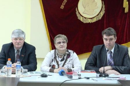 Пресс-конференция саратовских коммунистов: главные события месяца