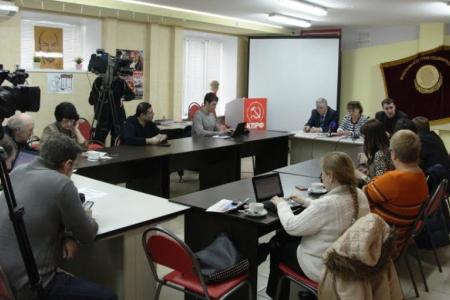 Состоялась пресс-конференция лидеров саратовских коммунистов