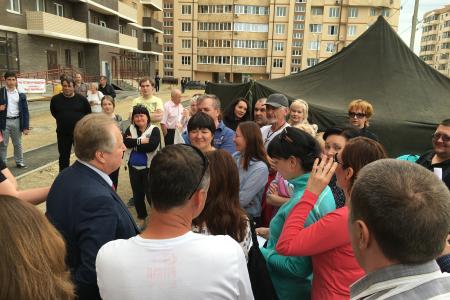 Депутат С.П.Обухов встретился с голодающими дольщиками ООО "Фаворит" в Краснодаре. Появились первые результаты борьбы