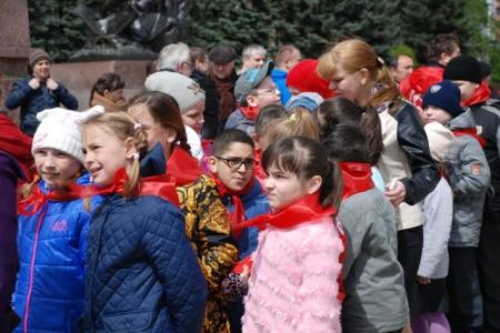 Ставропольские коммунисты возложили цветы к памятнику В.И. Ленину