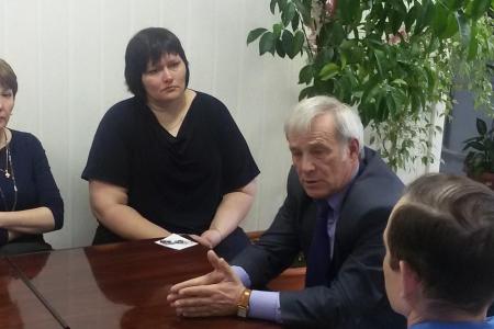 Алтайский край. Депутат-коммунист Сергей Юрченко проводит встречи с земляками