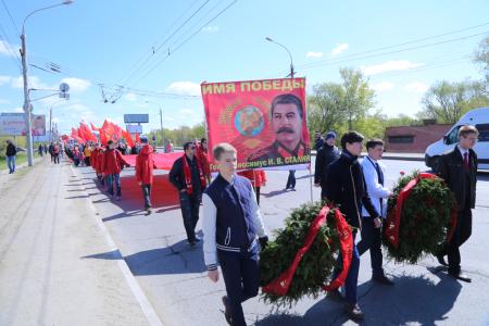 День, когда мы ощущаем себя единым народом. Омские коммунисты встретили праздник Великой Победы