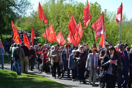 Республика Башкортостан. В Уфе 9 мая коммунисты приняли участие в торжественной церемонии в честь празднования 71-й годовщины Победы в Великой Отечественной войне