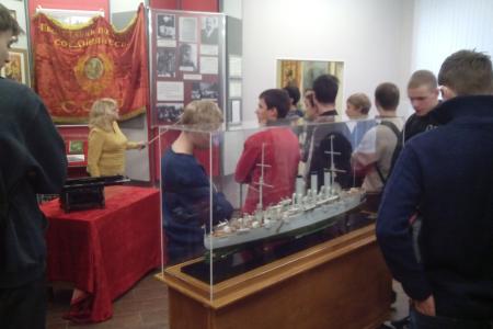 Санкт-Петербург. Депутат-коммунист А.В. Воронцов защищает музей им. А.Г. Неболсина