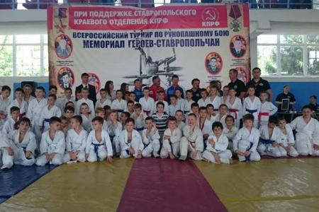 Ставропольский край. Виктор Гончаров: Коммунисты и дальше будут поддерживать детский спорт!