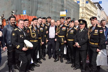 Коммунисты готовы вывести страну из экономического тупика. Шествие и митинг 1 мая в Москве