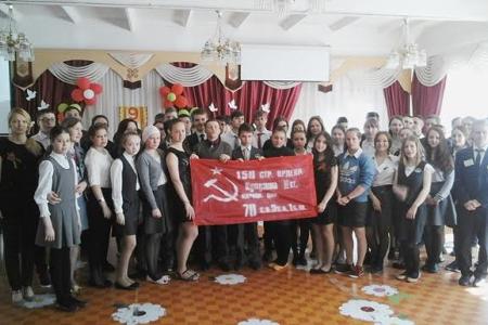 Татарстан. Нижнекамские коммунисты по поручению Виктора Пешкова провели акцию «Знамя Нашей Победы»
