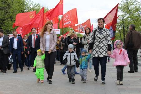 Пенза. Красный Первомай в день красной Пасхи
