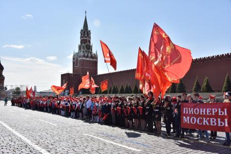 Г.А. Зюганов: «В добрый путь, мои юные друзья!»