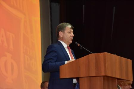 В Подмосковье завершил работу II Всероссийский Съезд депутатов коммунистов и сторонников КПРФ