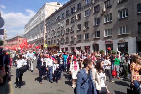 Народ к Победе вёл товарищ Сталин!