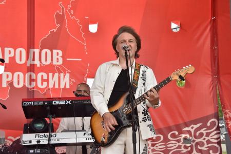 Дружба и братство народов — залог возрождения России