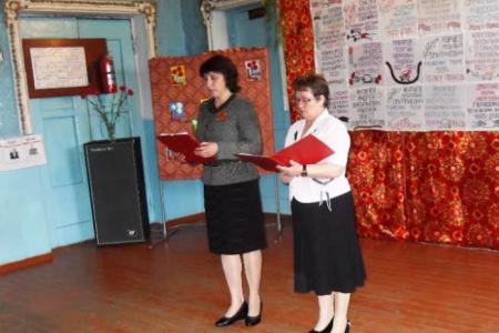 Курганская область. Коммунисты Мишкинского районного отделения КПРФ провели акцию, посвященную Знамени Победы