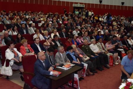 В Подмосковье завершил работу II Всероссийский Съезд депутатов коммунистов и сторонников КПРФ